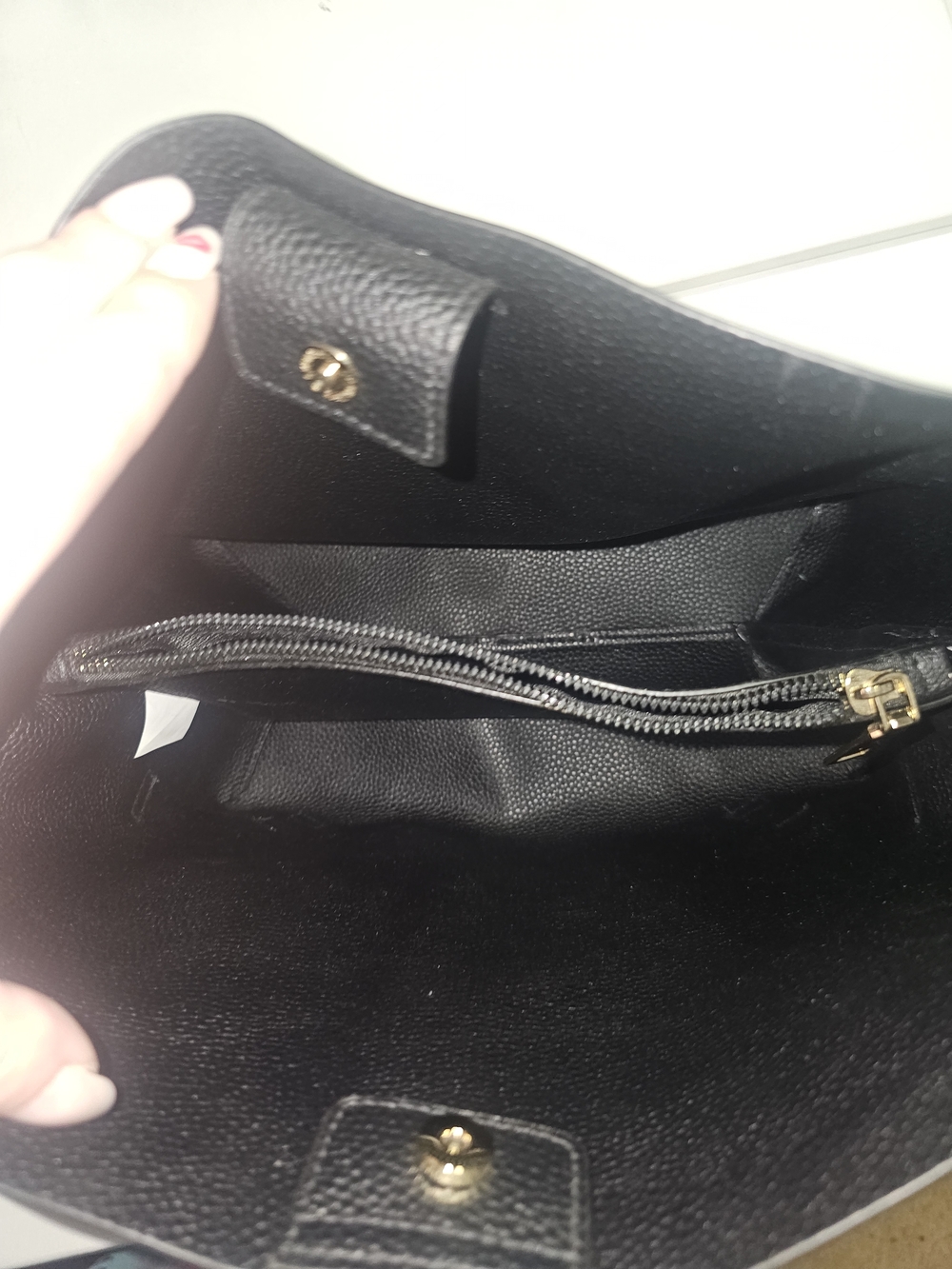 MADDEN NYC- NWT Shoulder Bag - Picture 9 of 11
